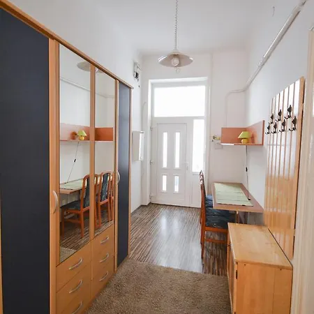 Apartment Peterdy Street